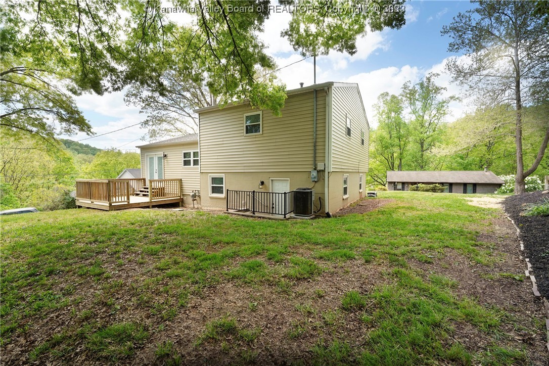 1218 Thomas Road