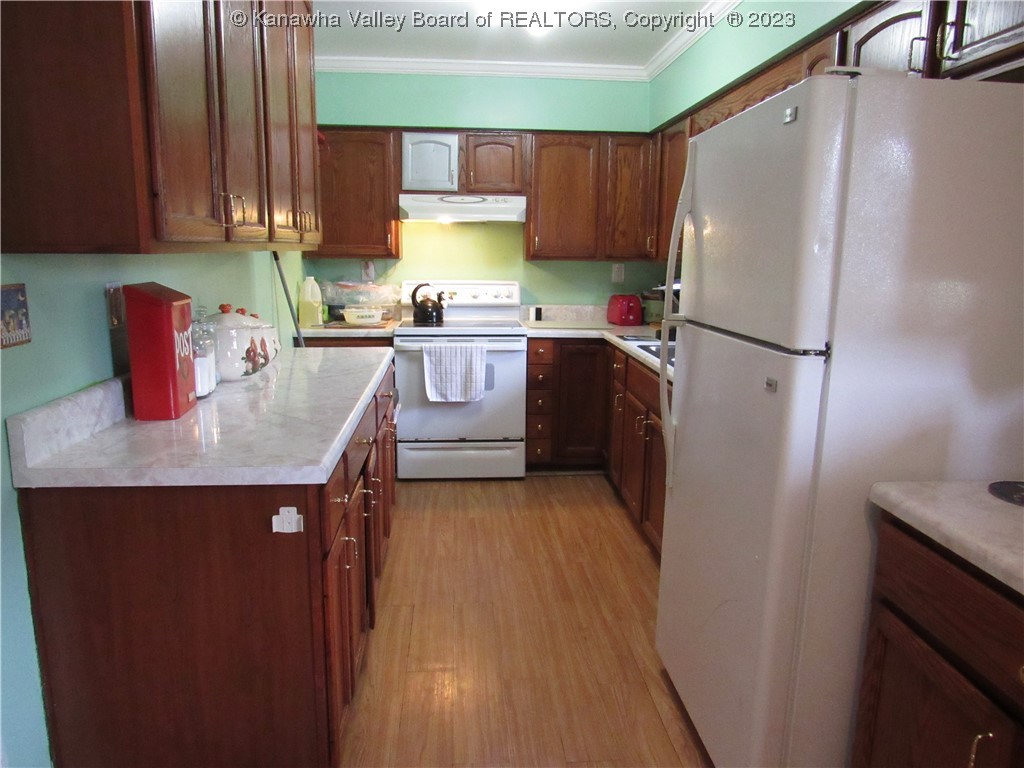 704 Bona Vista Place