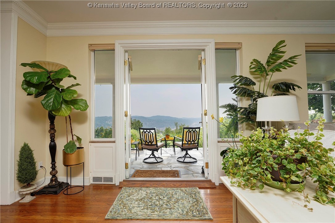 315 Mount View Drive