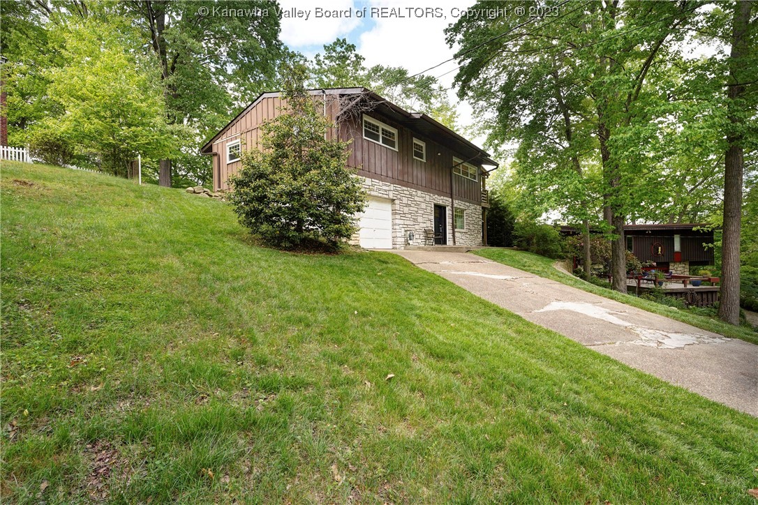 503 Woodcliff Drive