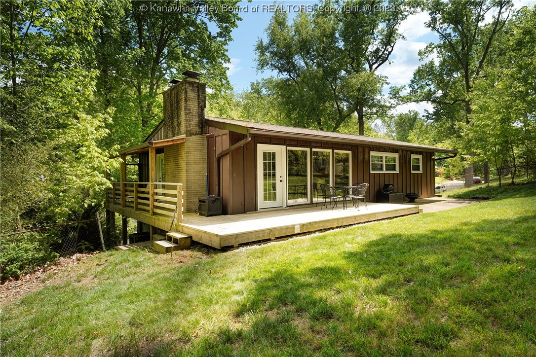 503 Woodcliff Drive