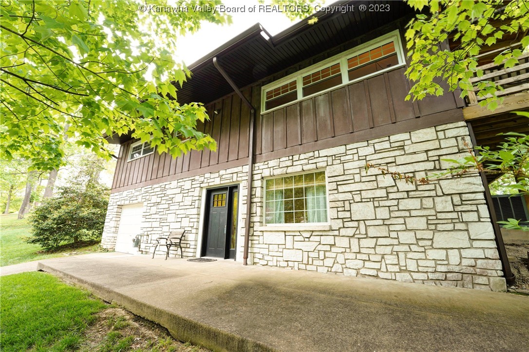 503 Woodcliff Drive