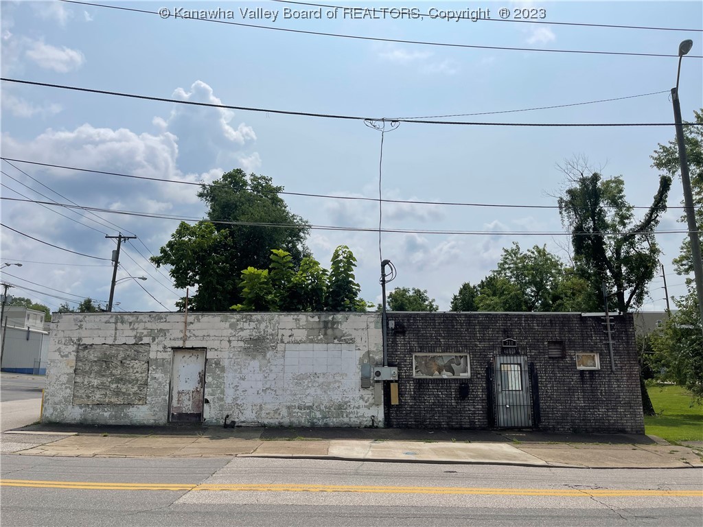 712 Patrick Street