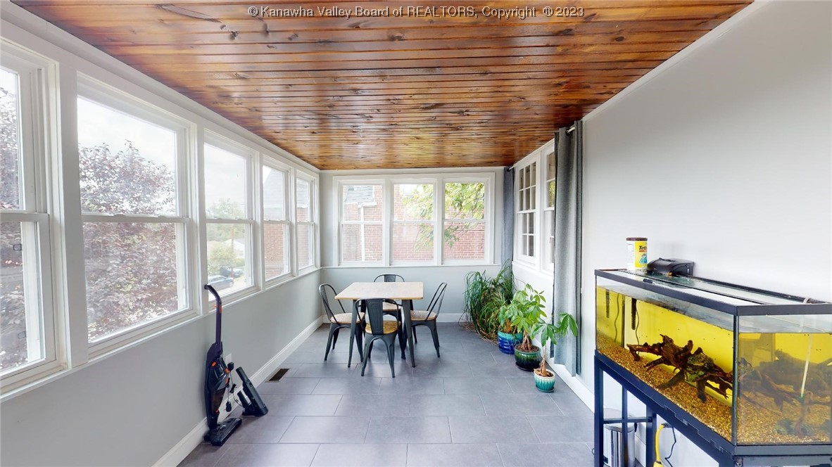 416 Forest Circle