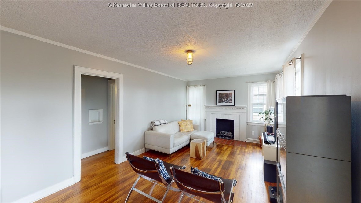 416 Forest Circle