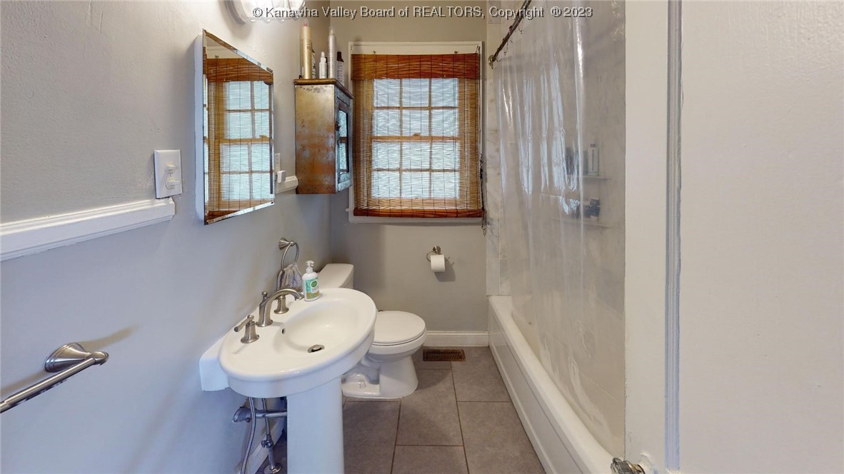 416 Forest Circle