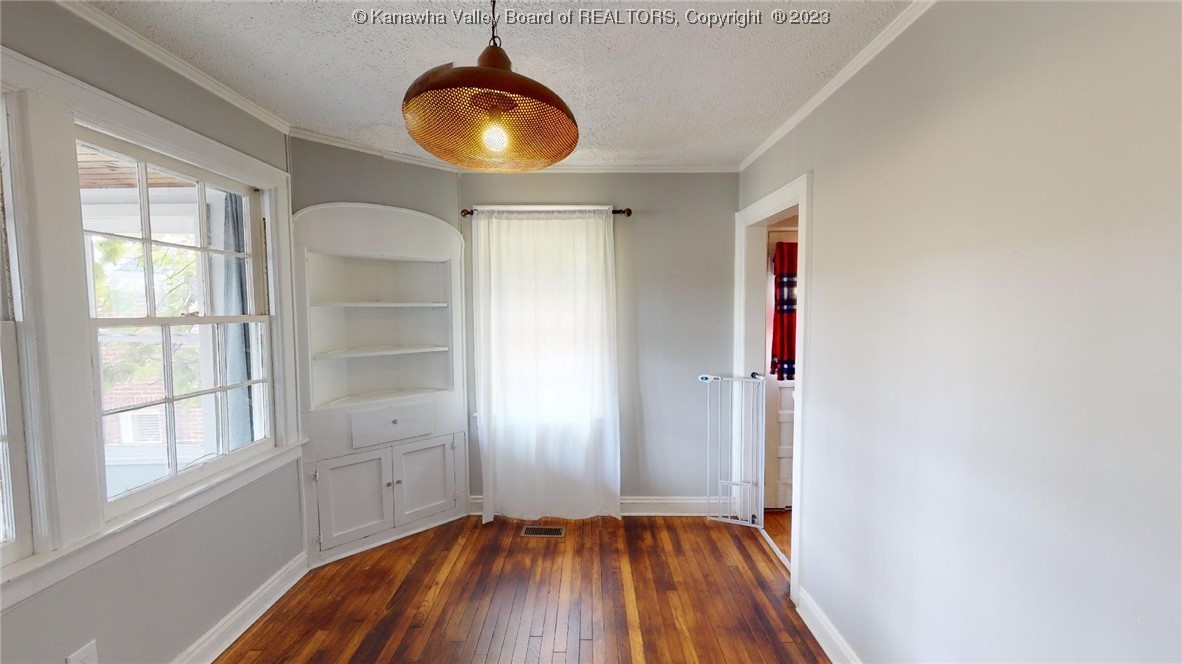 416 Forest Circle