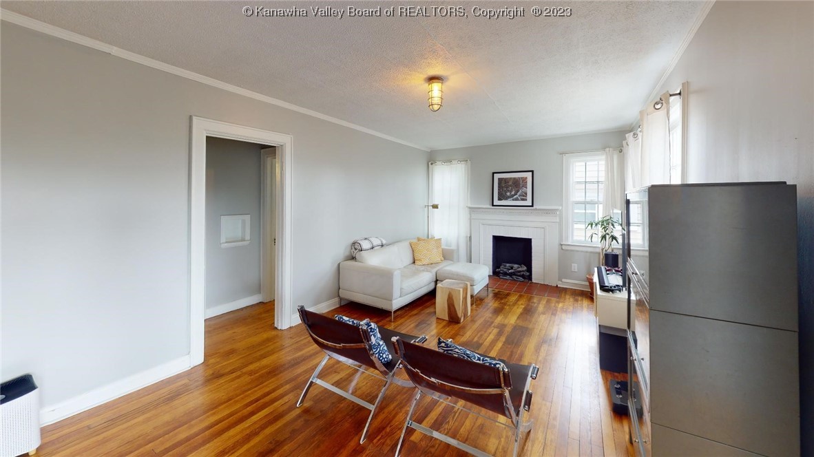 416 Forest Circle