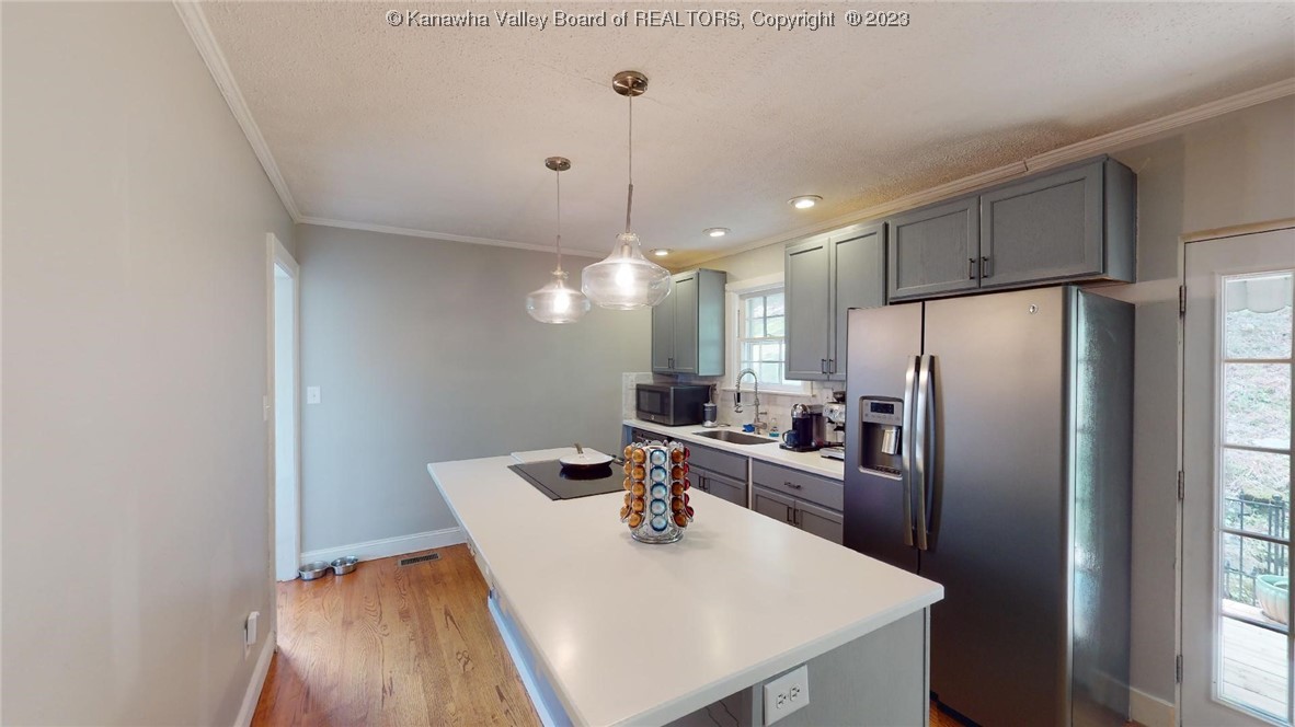 416 Forest Circle