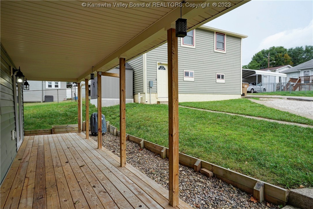 2562 Main Street