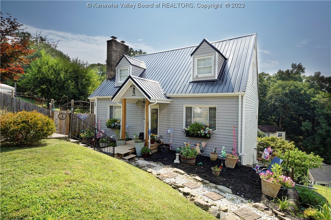 916 Amherst Drive