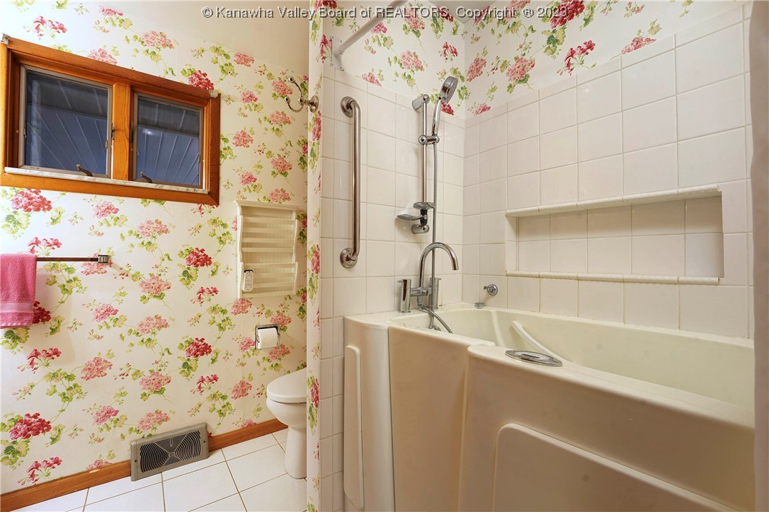 917 Woodhaven Drive
