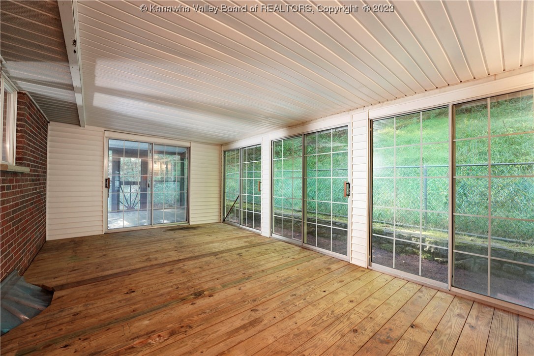 917 Woodhaven Drive