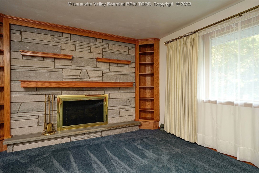 917 Woodhaven Drive