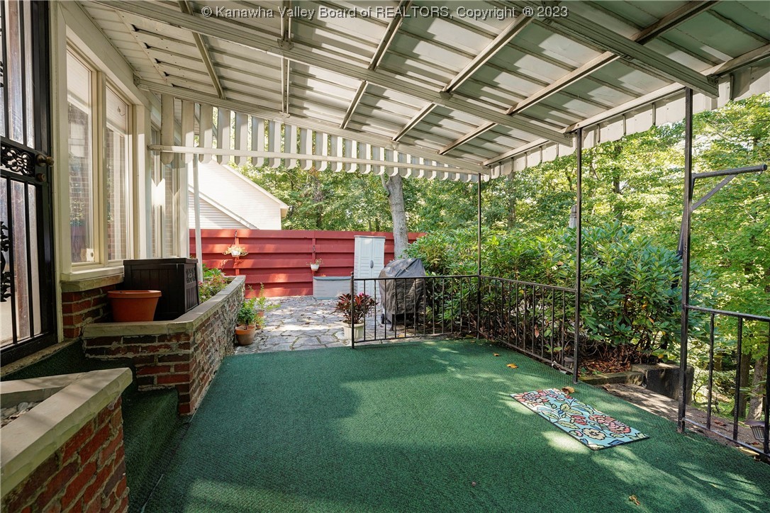 511 Dabney Drive