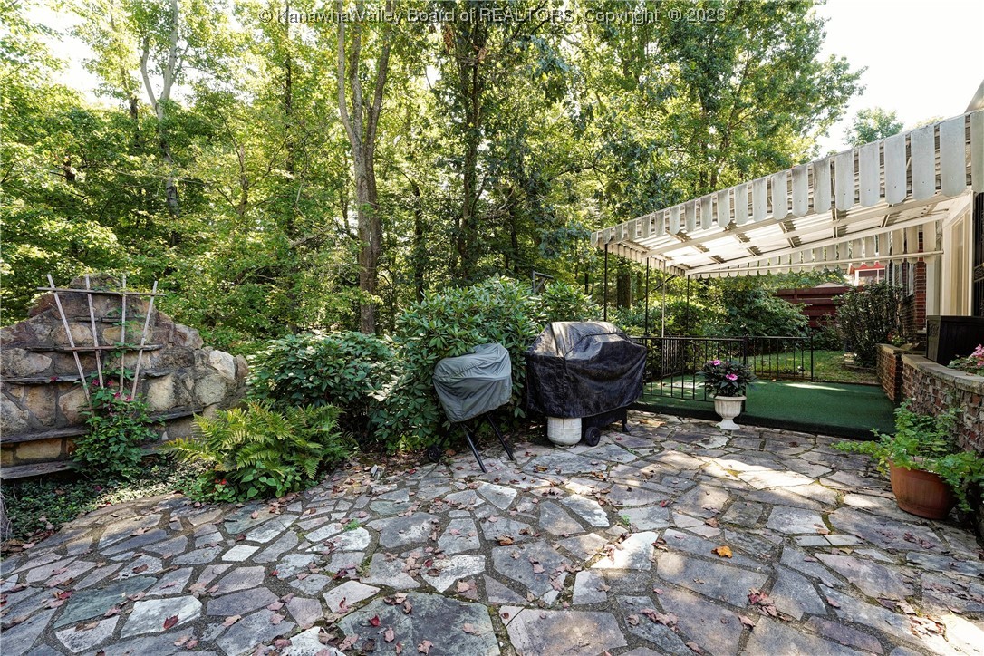 511 Dabney Drive