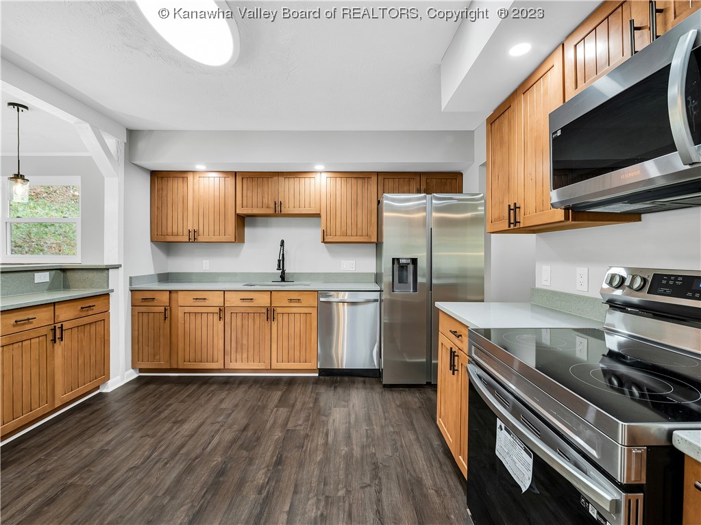 1202 Ellen Drive