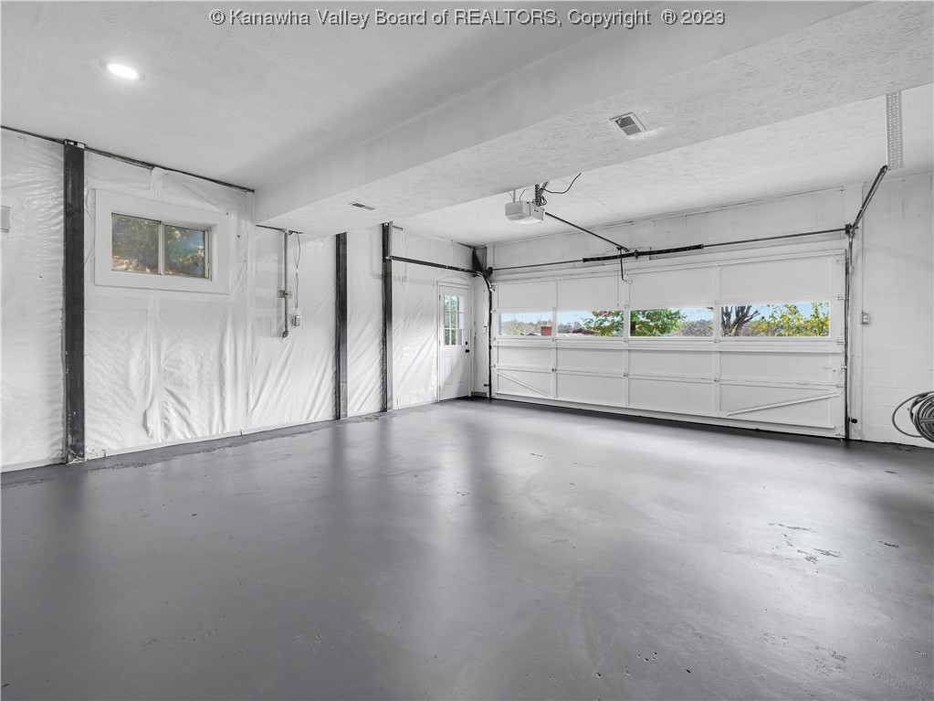 1202 Ellen Drive