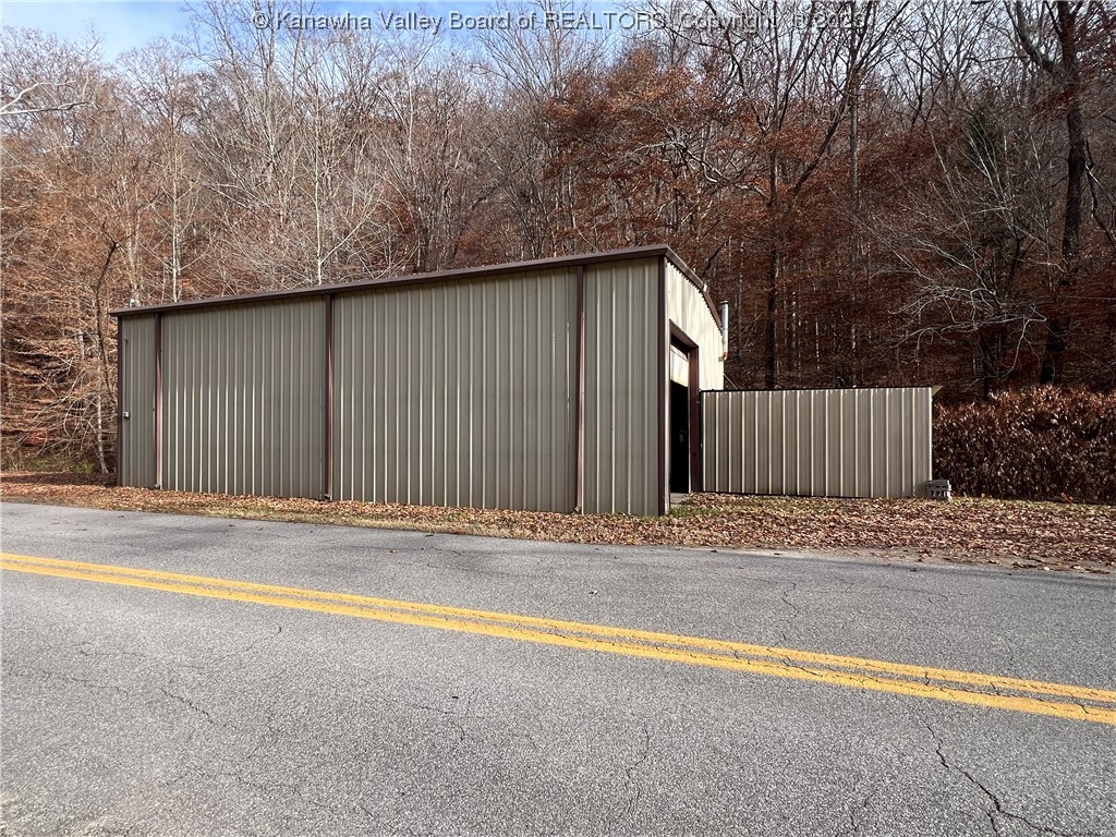 6901 Kanawha State Forest Drive
