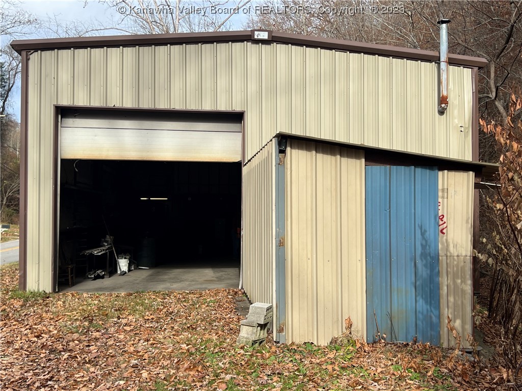 6901 Kanawha State Forest Drive