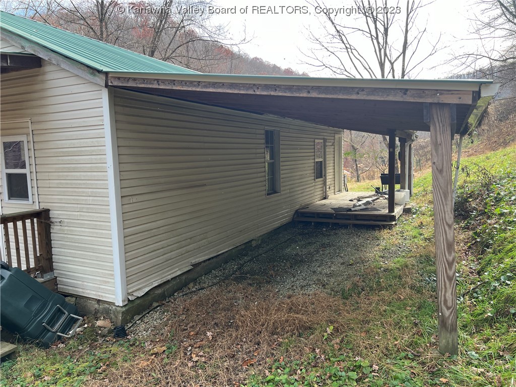6862 Kanawha State Forest Drive
