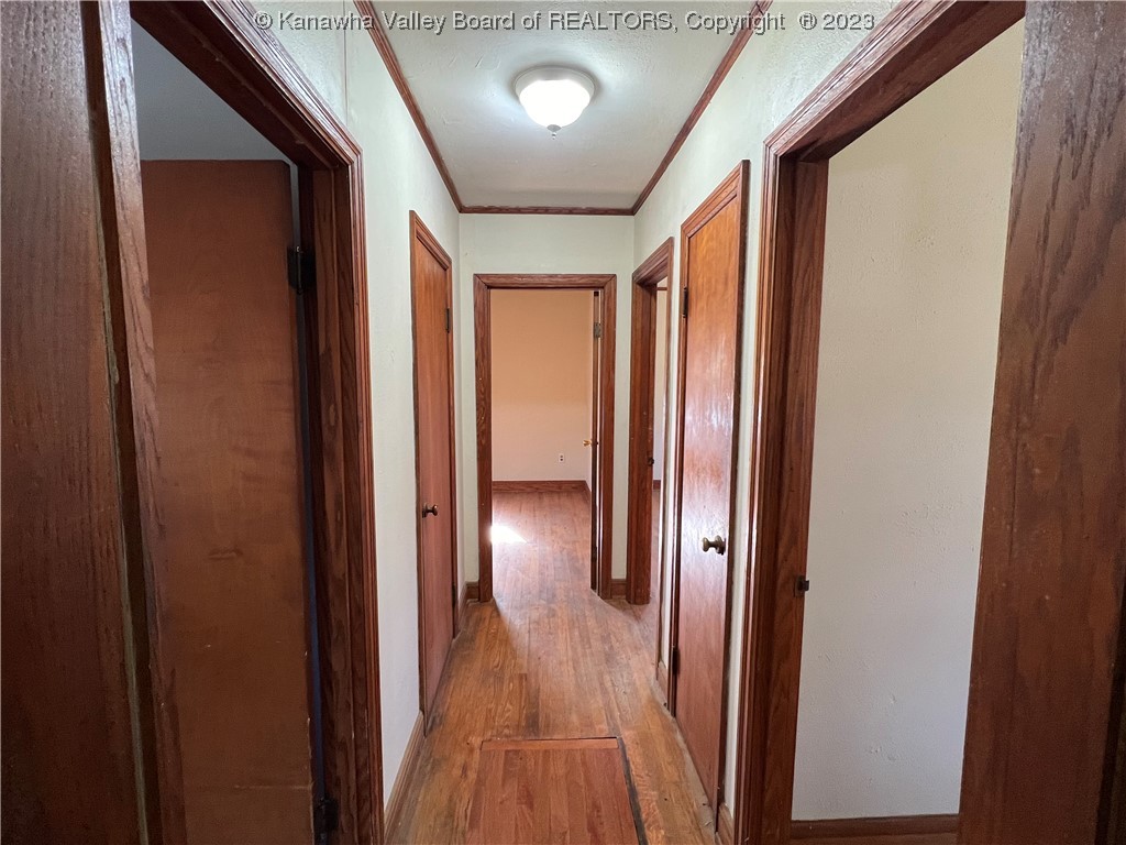 5290 Ridgecross Drive