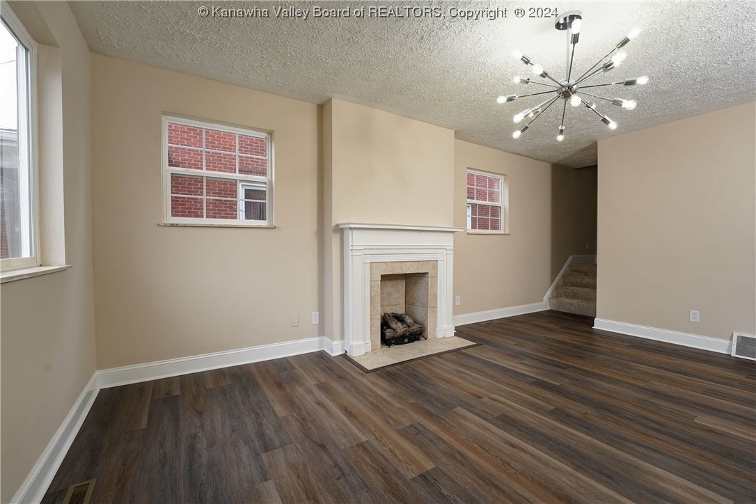 77 Riverside Drive
