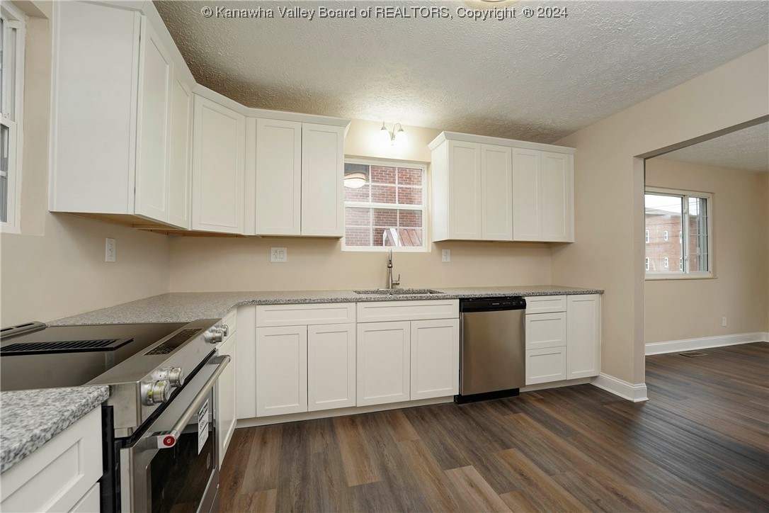 77 Riverside Drive