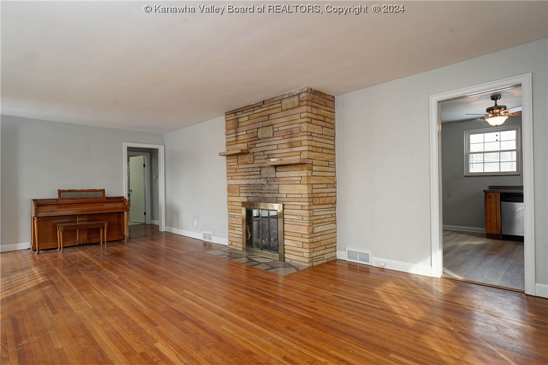 917 Scenic Drive