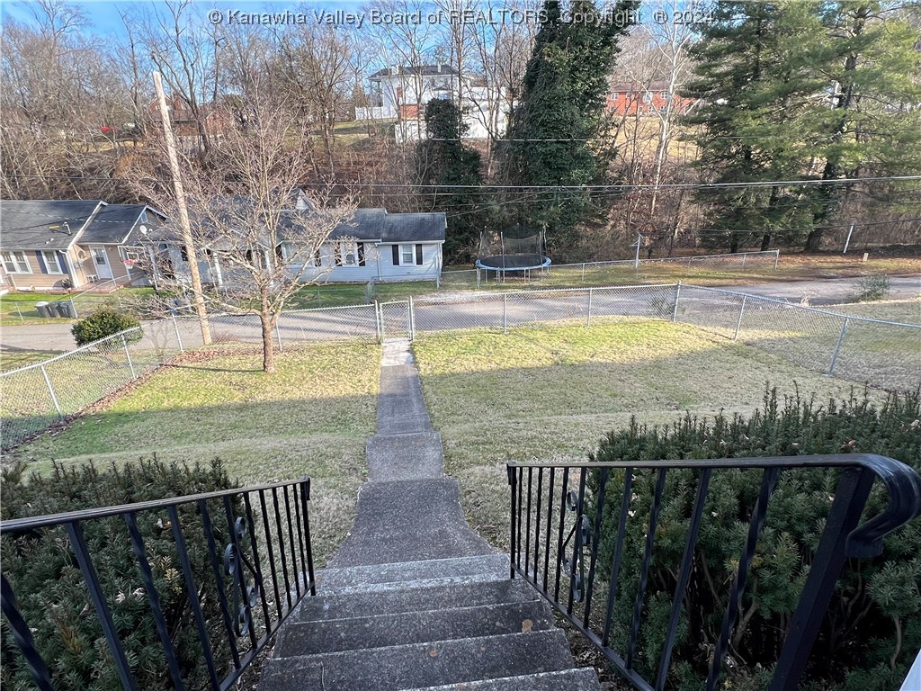 909 S Drew Street