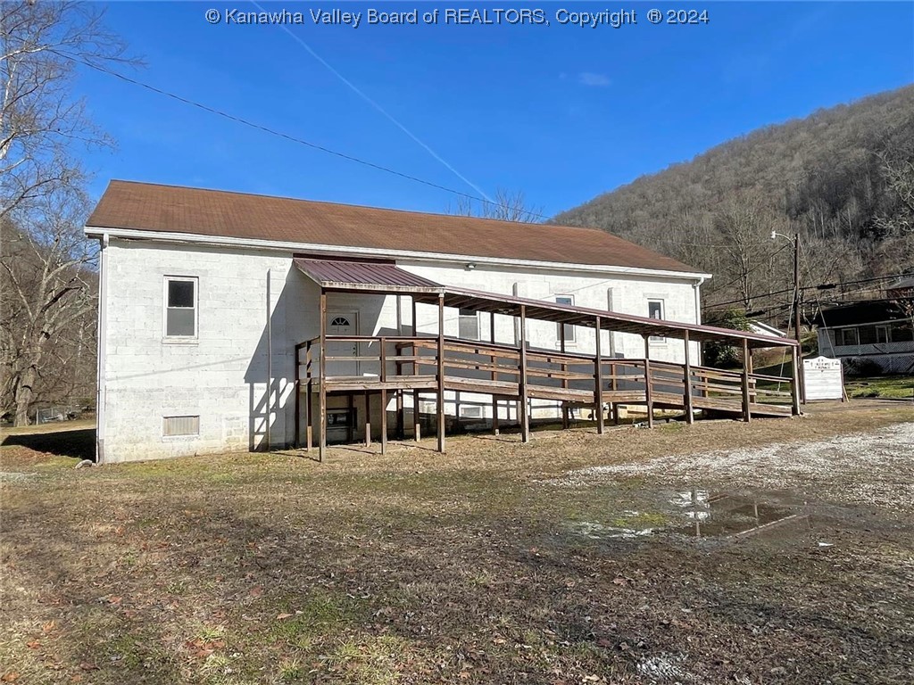 4006 Cabin Creek Road