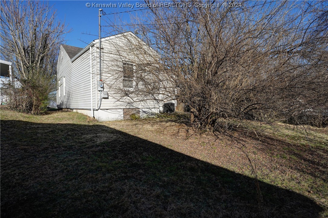 958 Elliott Street