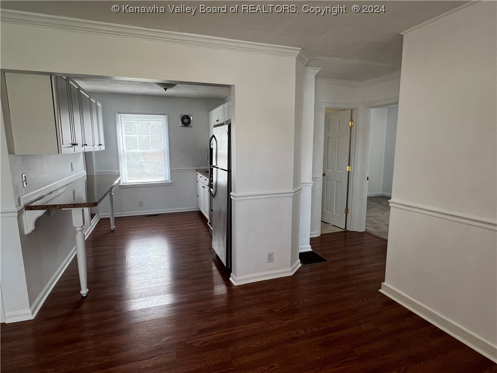 958 Elliott Street