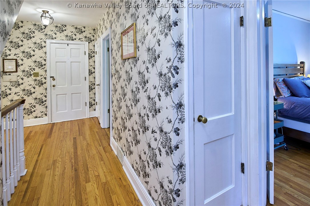 86 Abney Circle N