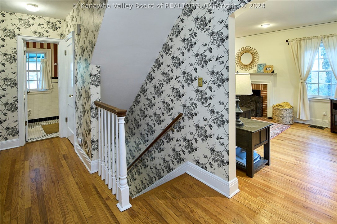 86 Abney Circle N