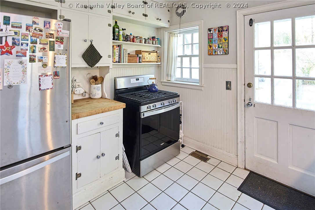 86 Abney Circle N