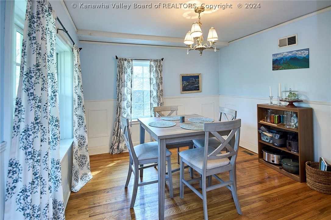86 Abney Circle N