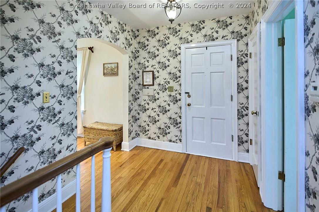 86 Abney Circle N