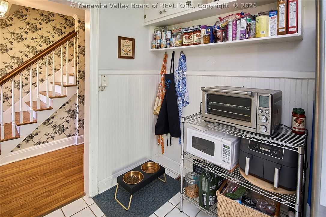 86 Abney Circle N