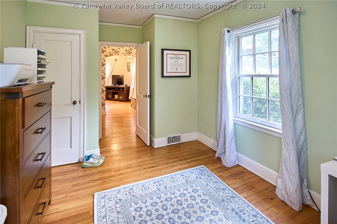 86 Abney Circle N