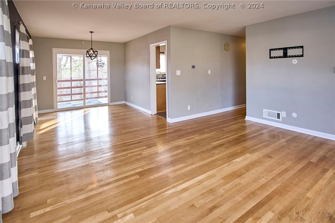 1806 Rosewood Road