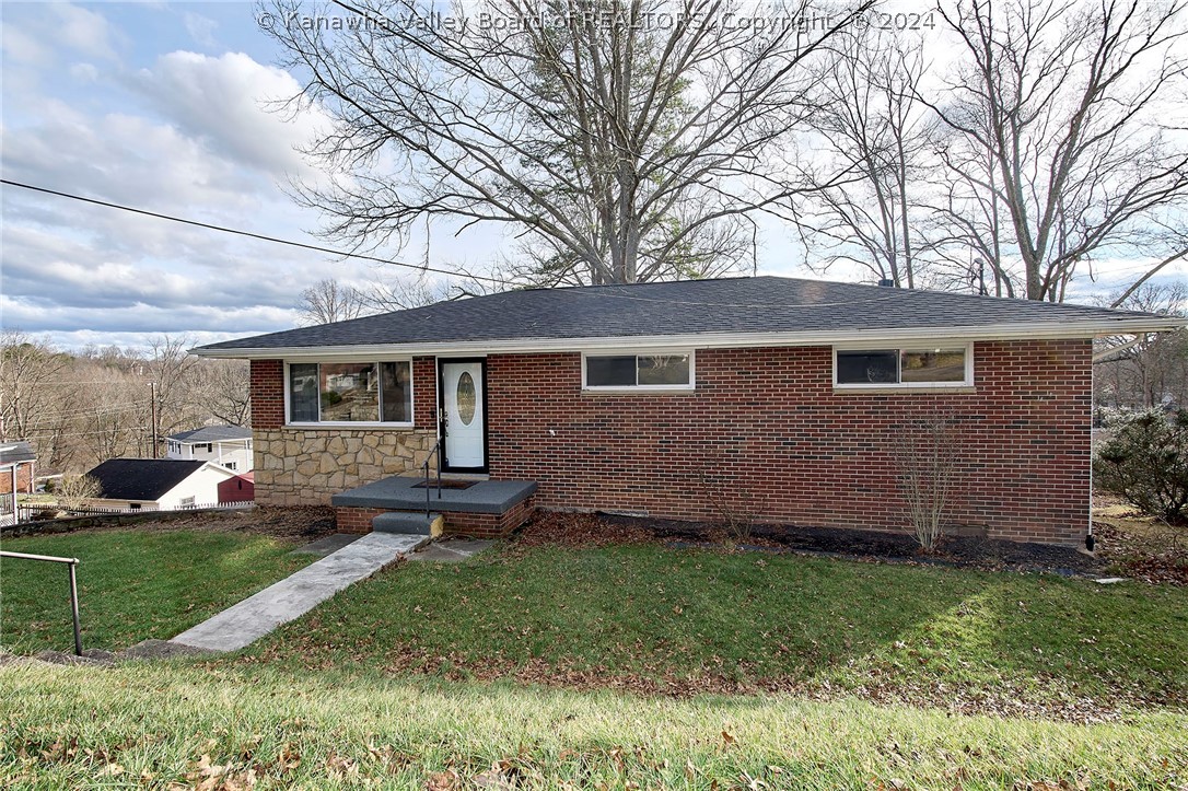 1806 Rosewood Road