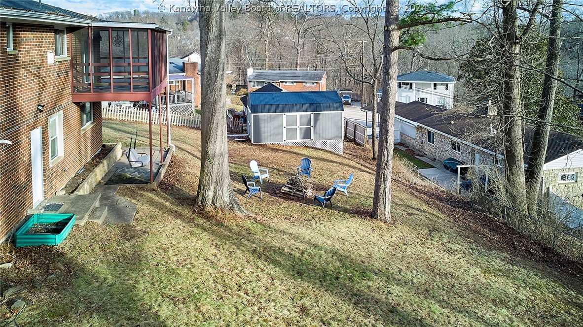 1806 Rosewood Road
