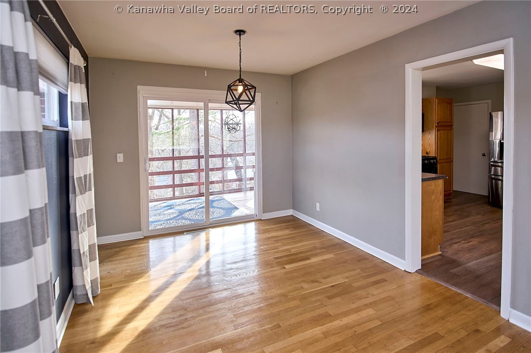 1806 Rosewood Road