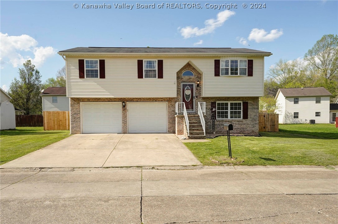 8 Pipestem Drive