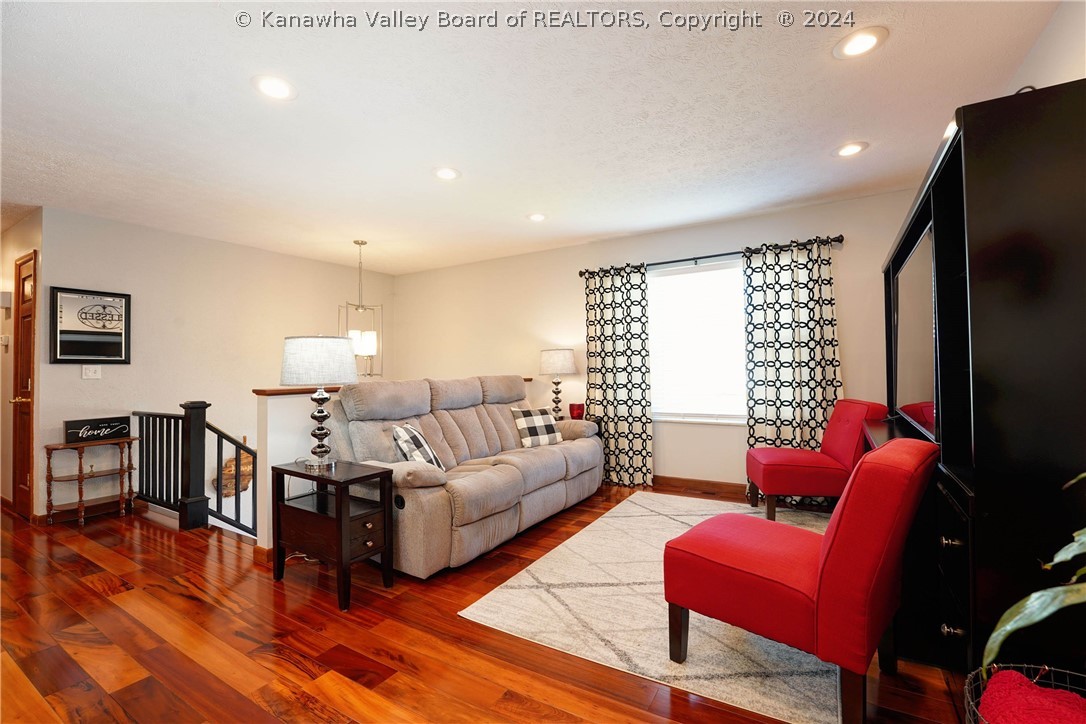 5309 Pamela Circle