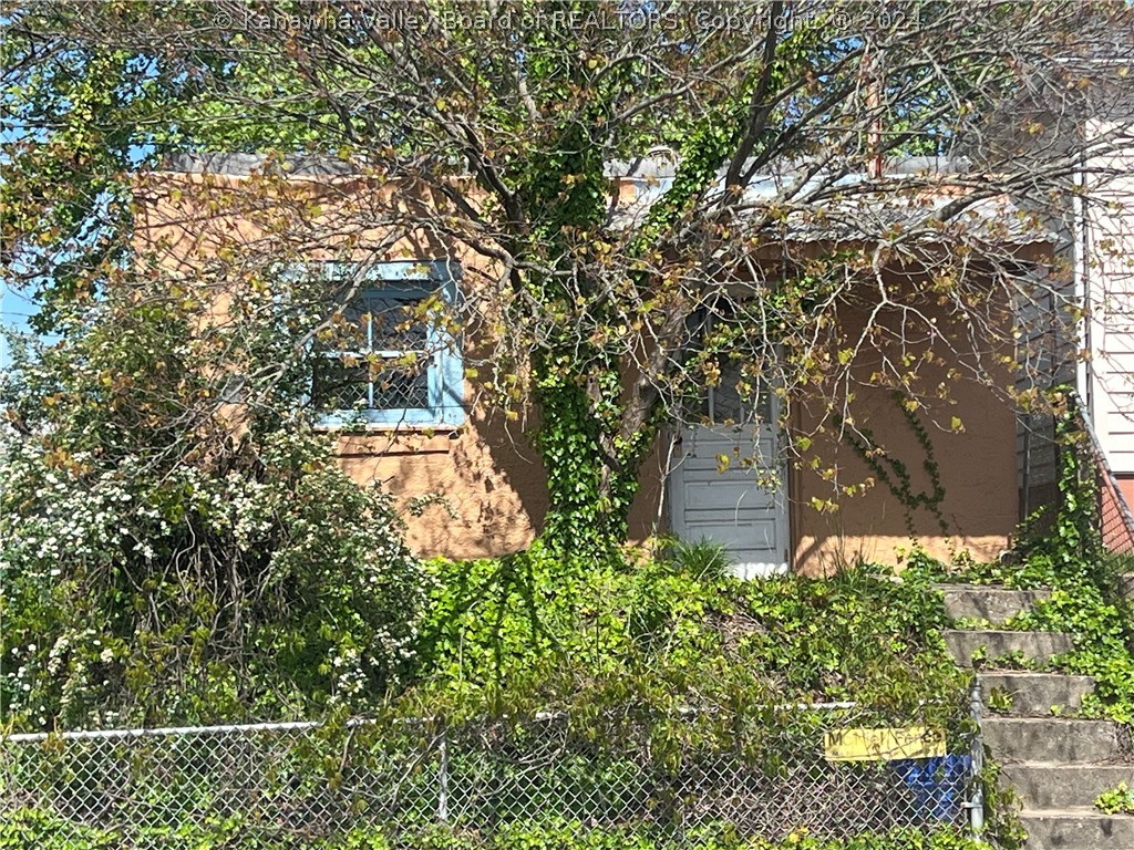 100 2nd Avenue