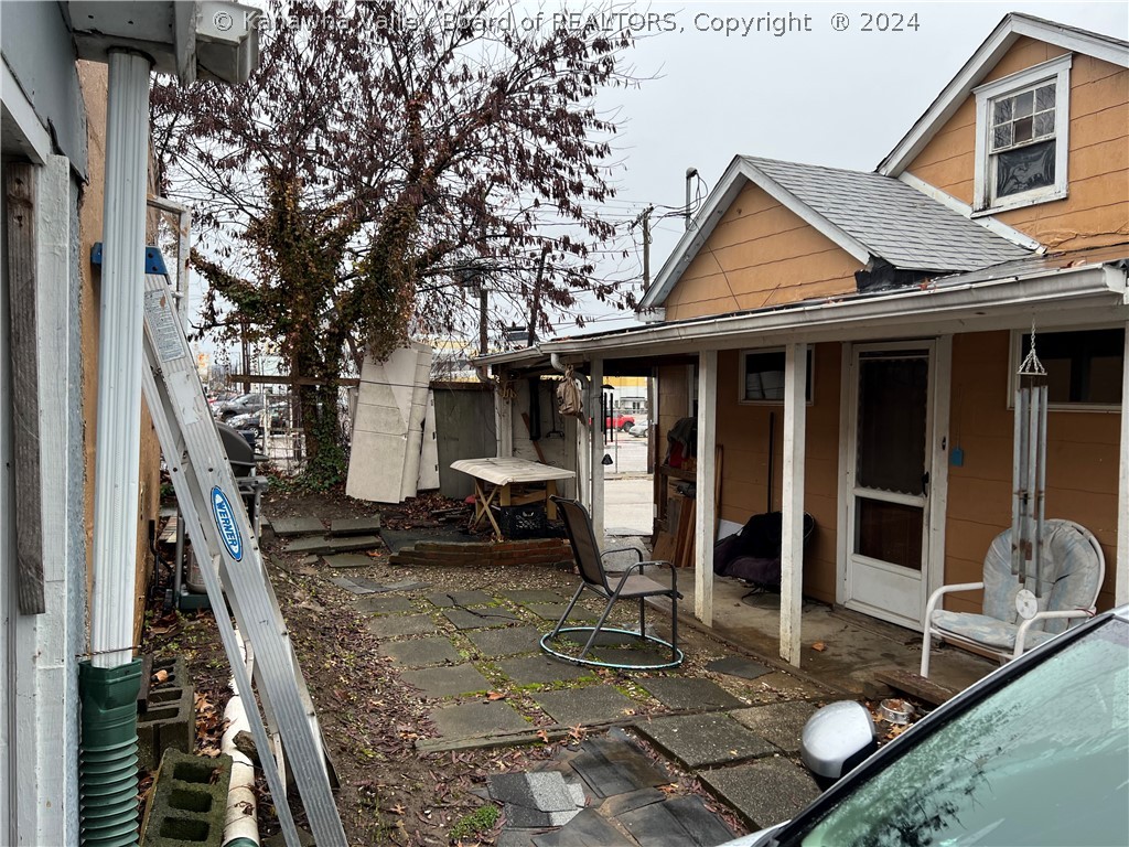 100 2nd Avenue