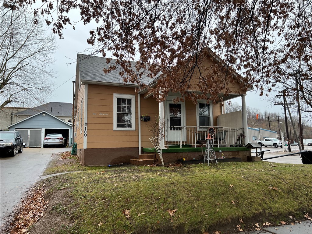 100 2nd Avenue