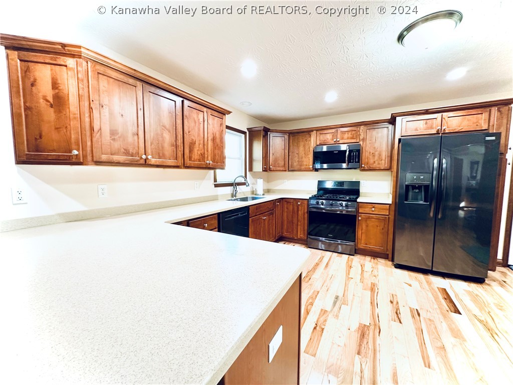 5162 Dawnview Drive